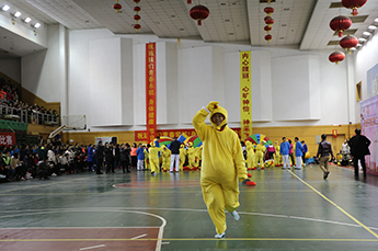 樹巾幗時代形象 展恒運女性風采 恒運能源集團參加天津開發(fā)區(qū)第二十八屆“三八健康杯”趣味運動會